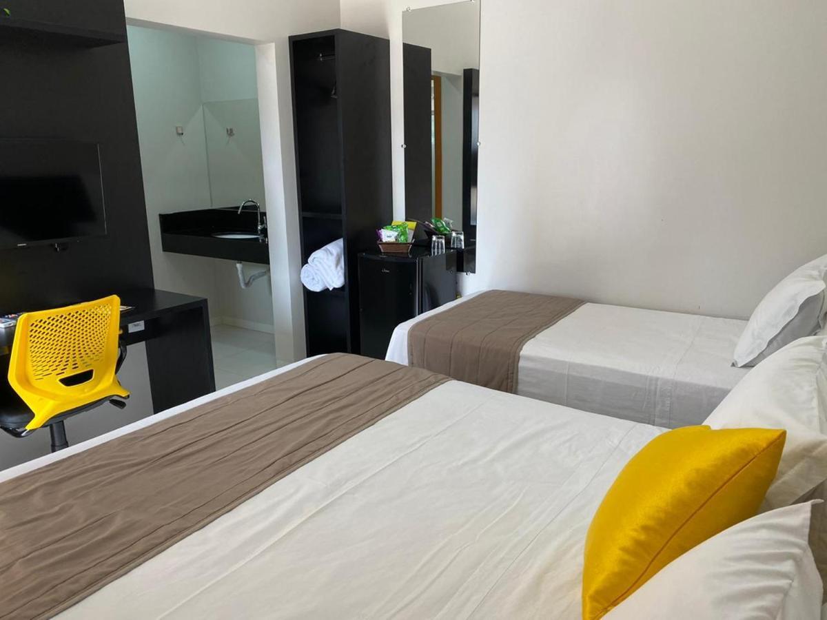 Rossi Hotel Comodoro Esterno foto