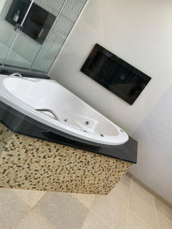 Rossi Hotel Comodoro Esterno foto