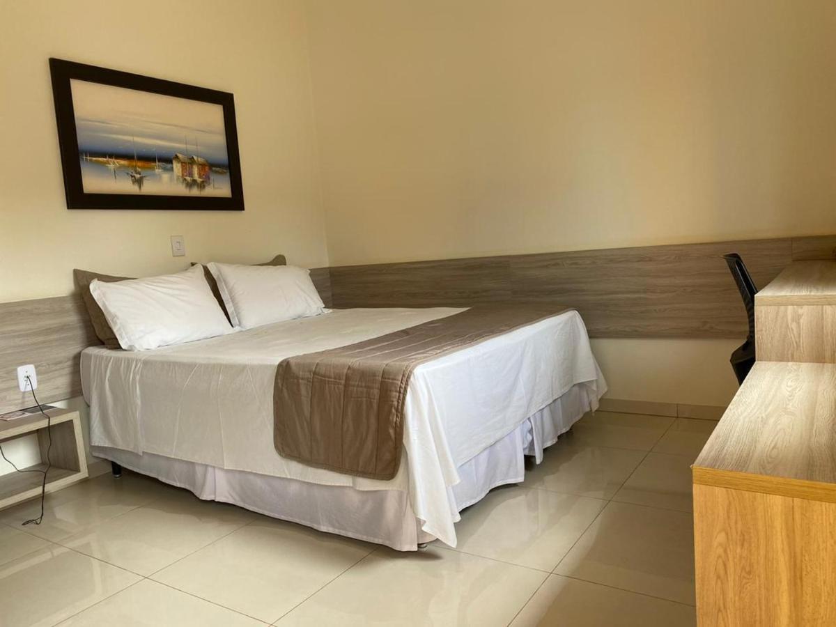 Rossi Hotel Comodoro Esterno foto
