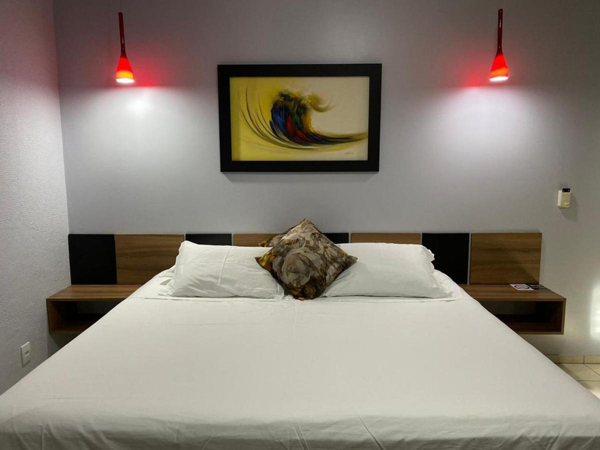 Rossi Hotel Comodoro Esterno foto